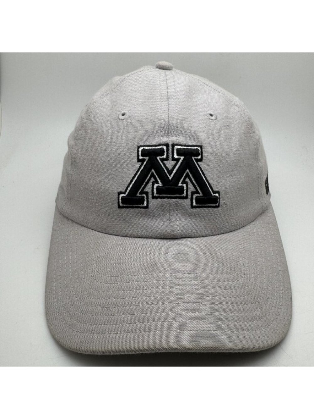 University of Minnesota Golden Gophers Hat Cap Gray Adjustable NCAA Captivating